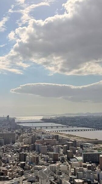 国产精品麻豆色哟哟av-国产影视艺术之流光溢彩，探索麻豆色哟哟av的独特魅力